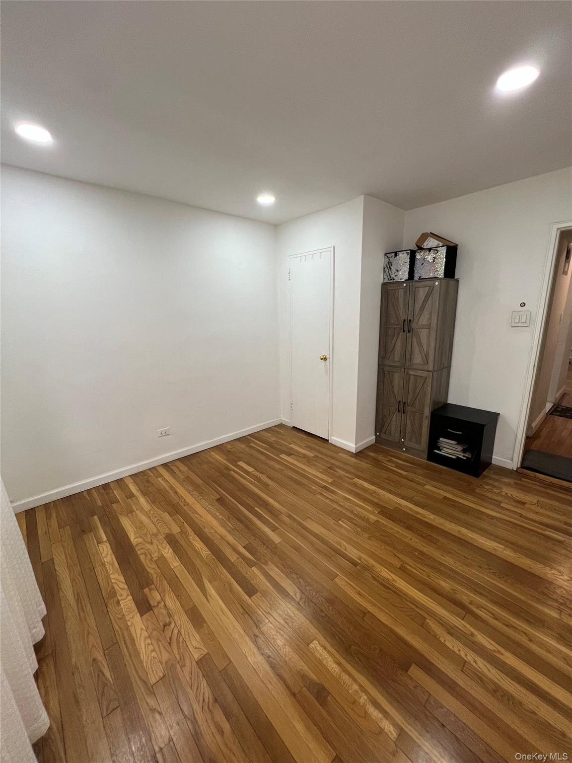 94-10 59th Avenue, Unit 2J photo 21