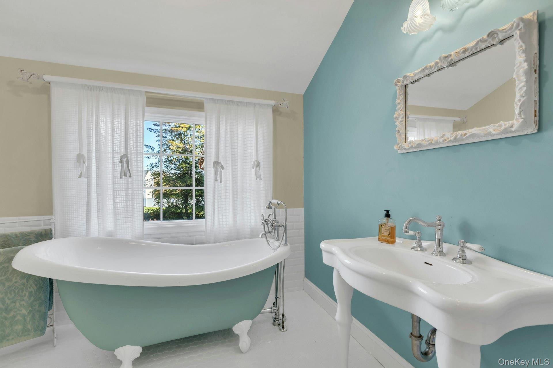249 Gerritsen Avenue – For Sale photo 38