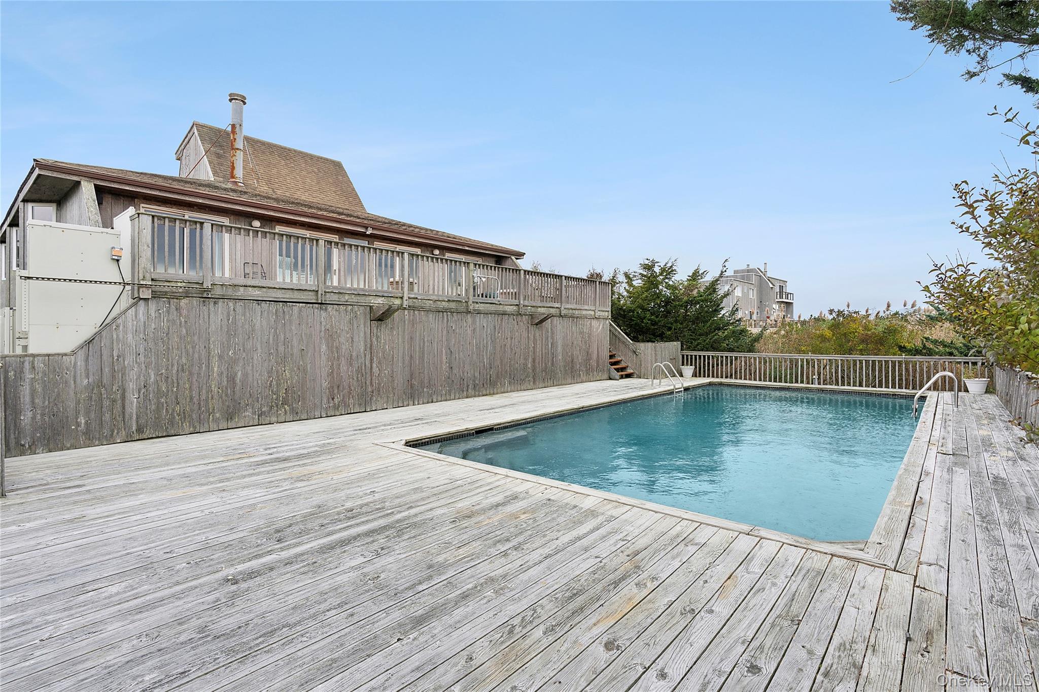 542 Dune Road – For Sale photo 15