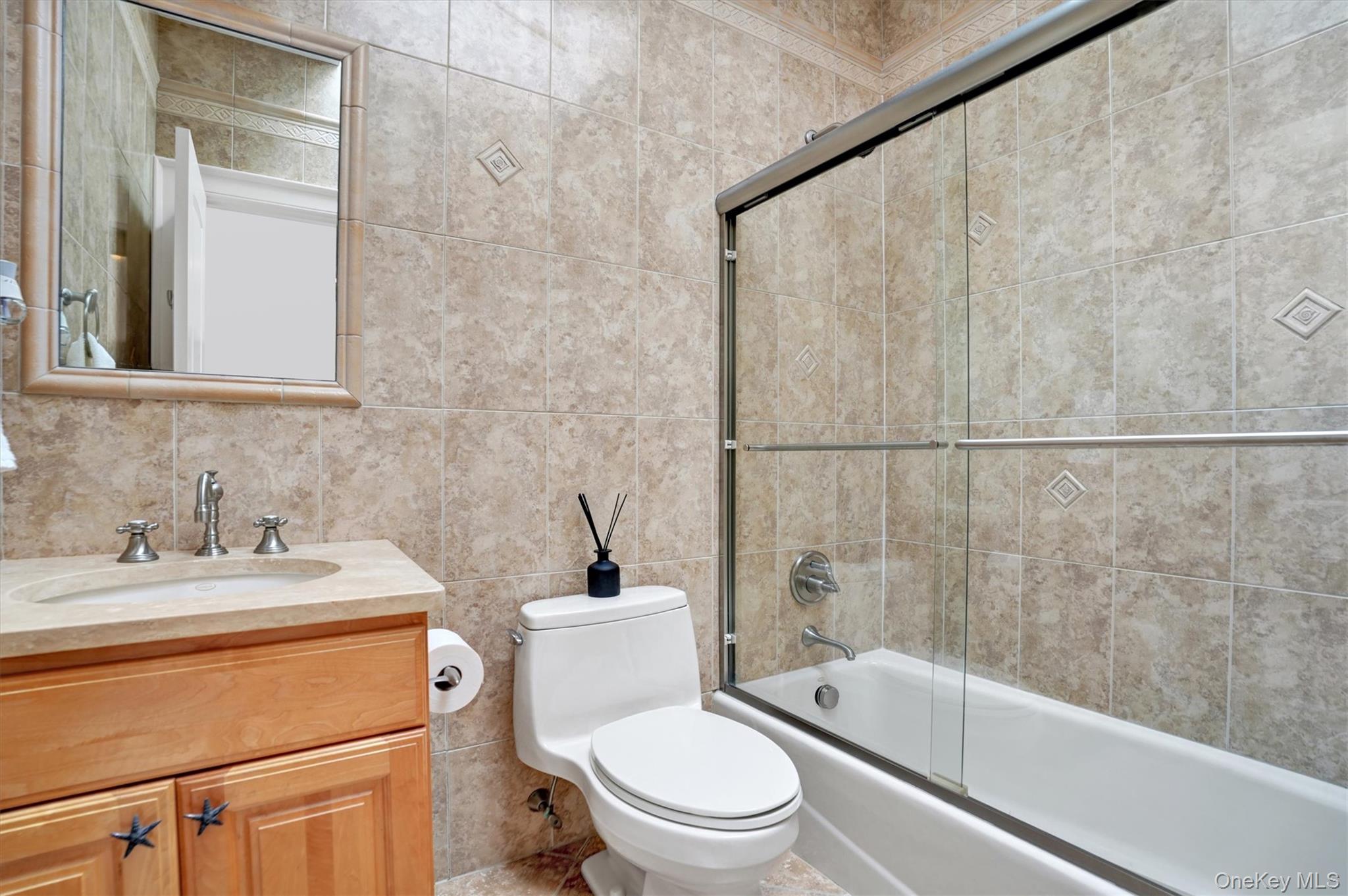 605 Dune Road – For Sale photo 41