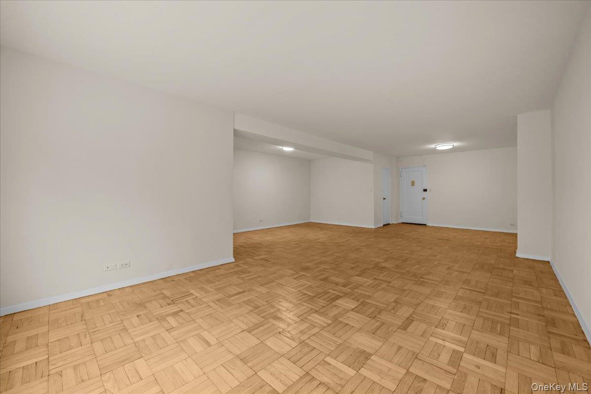 750 Kappock Street, Unit 207 photo 3