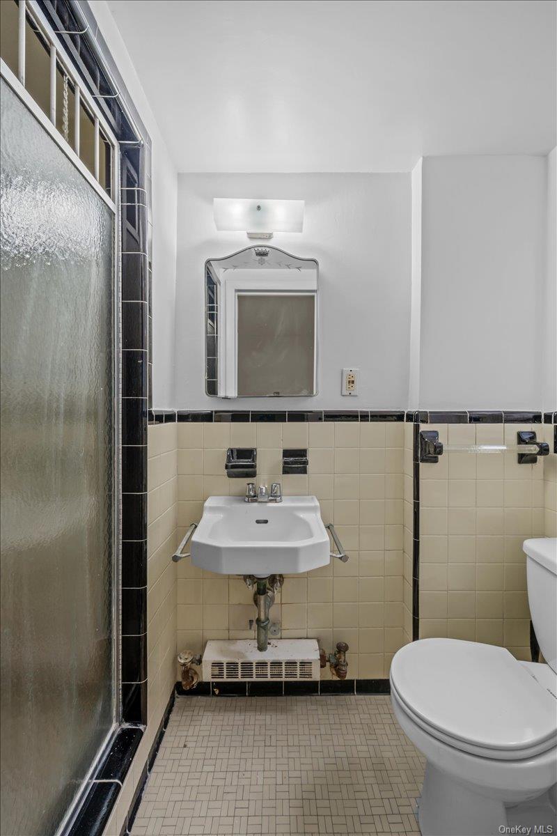 750 Kappock Street, Unit 207 photo 8
