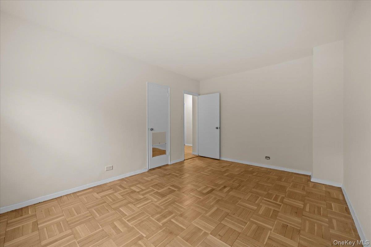 750 Kappock Street, Unit 207 photo 11