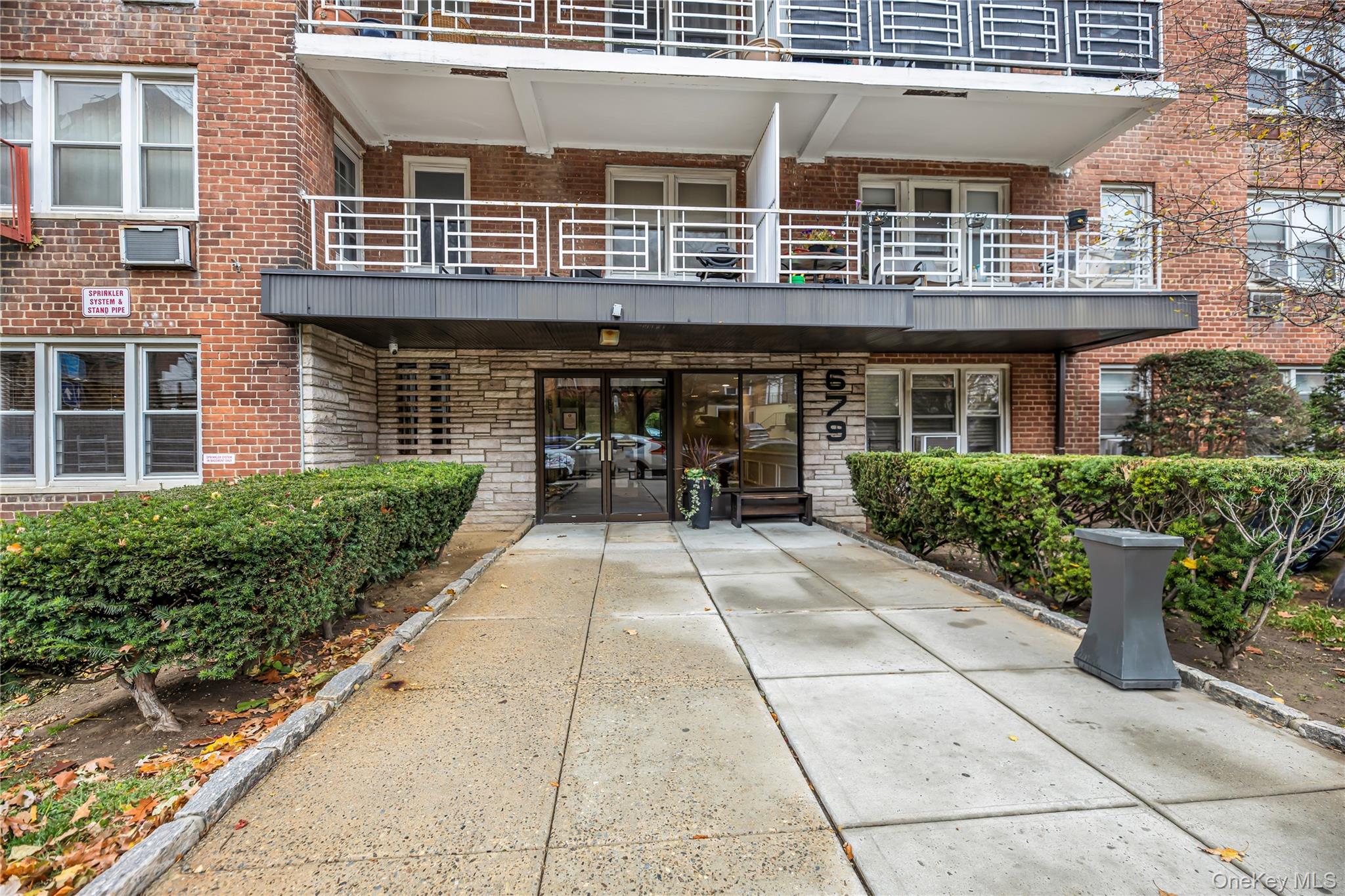 679 Warburton Avenue, Unit 1M photo 14
