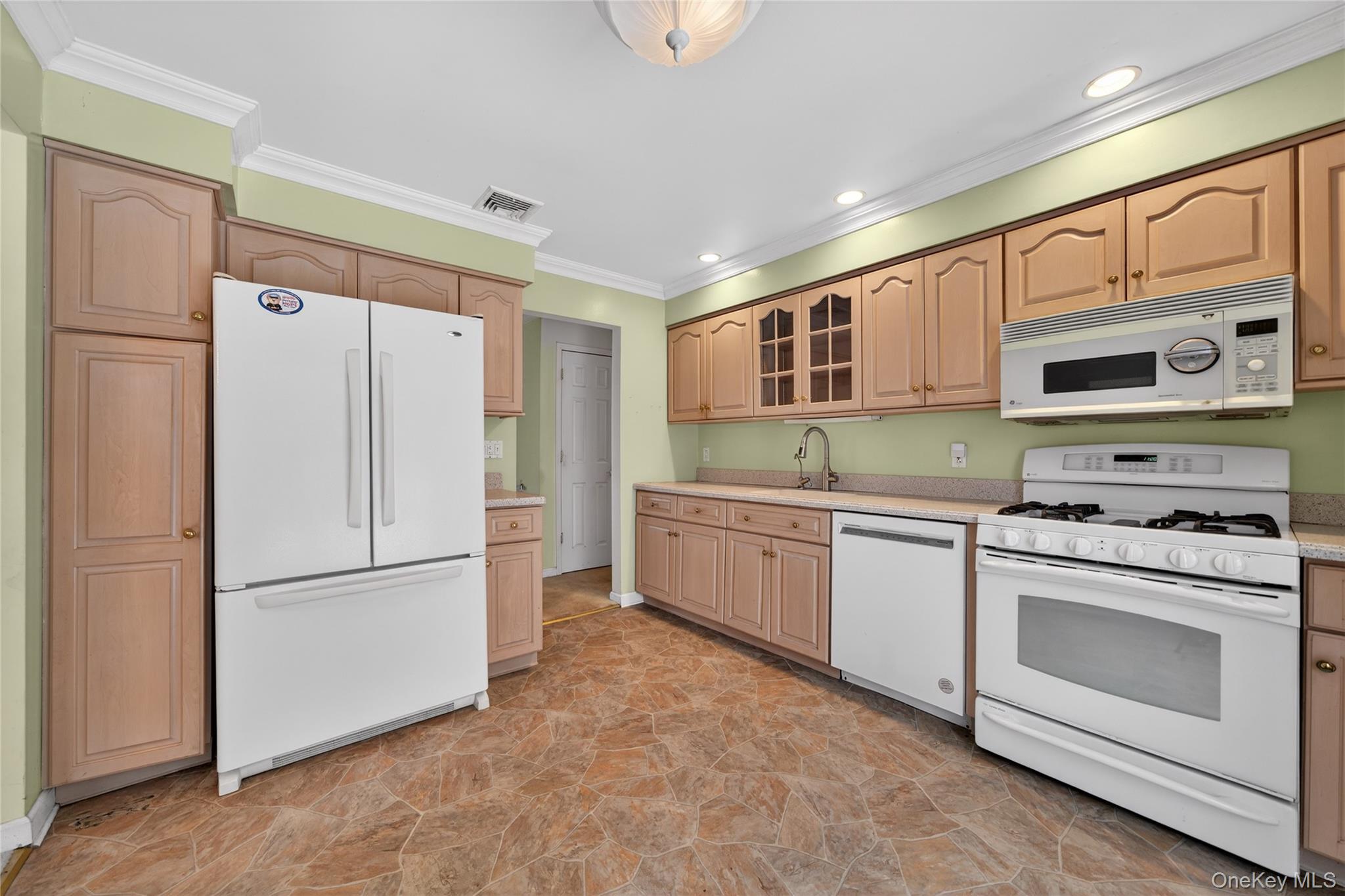 12 Spruce Court – For Sale photo 10