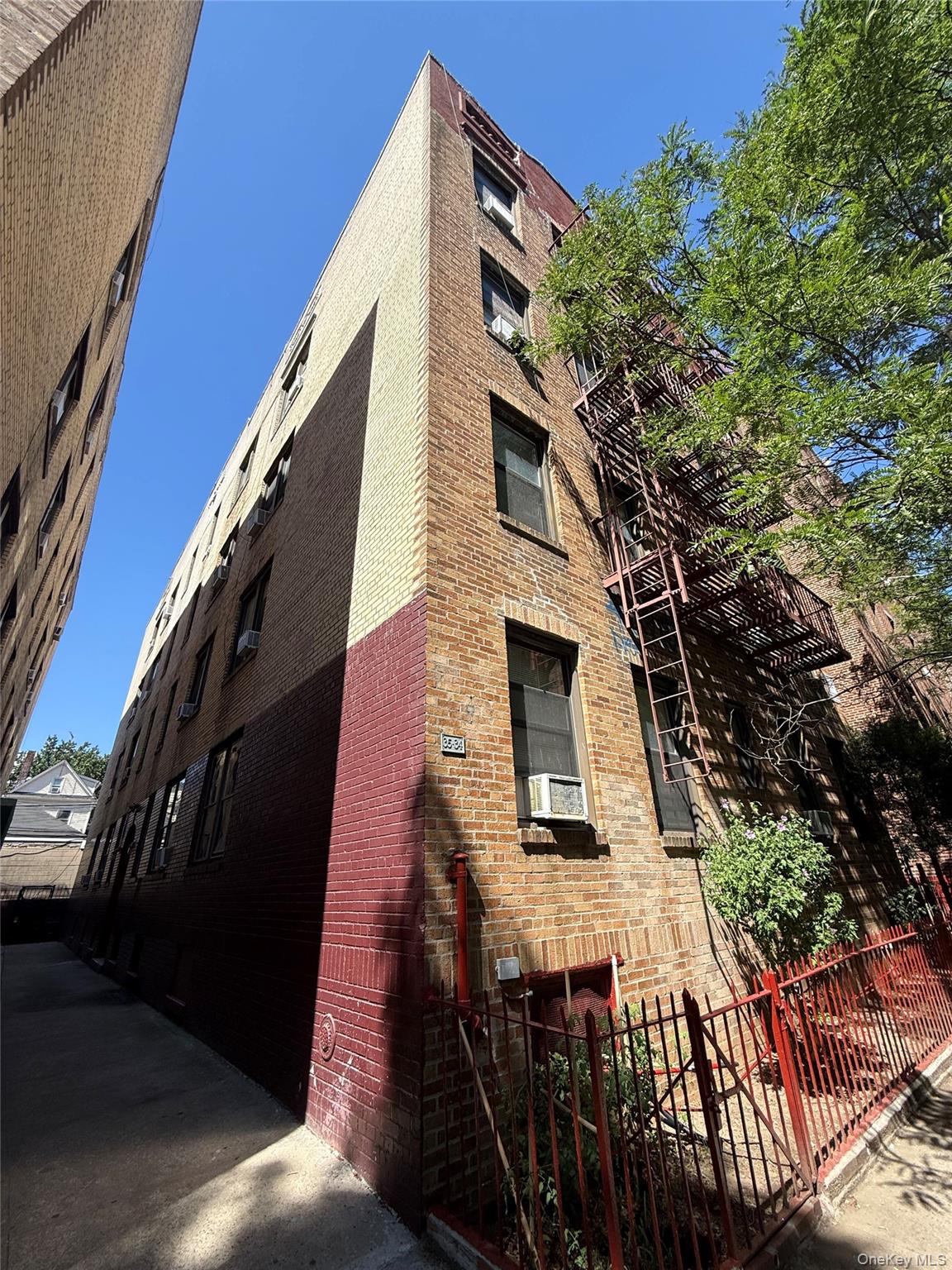 35-34 94TH Street – For Sale photo 7