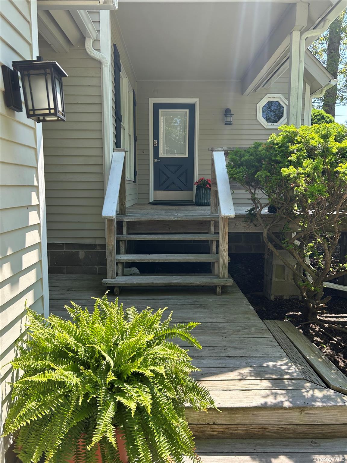 465 Tarpon Drive – For Rent photo 2