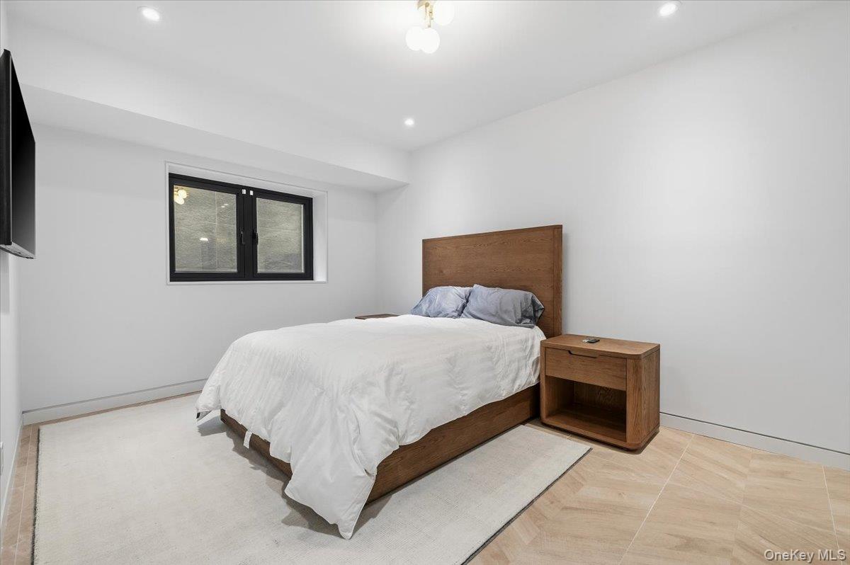 21 Westwood Road – For Sale photo 29