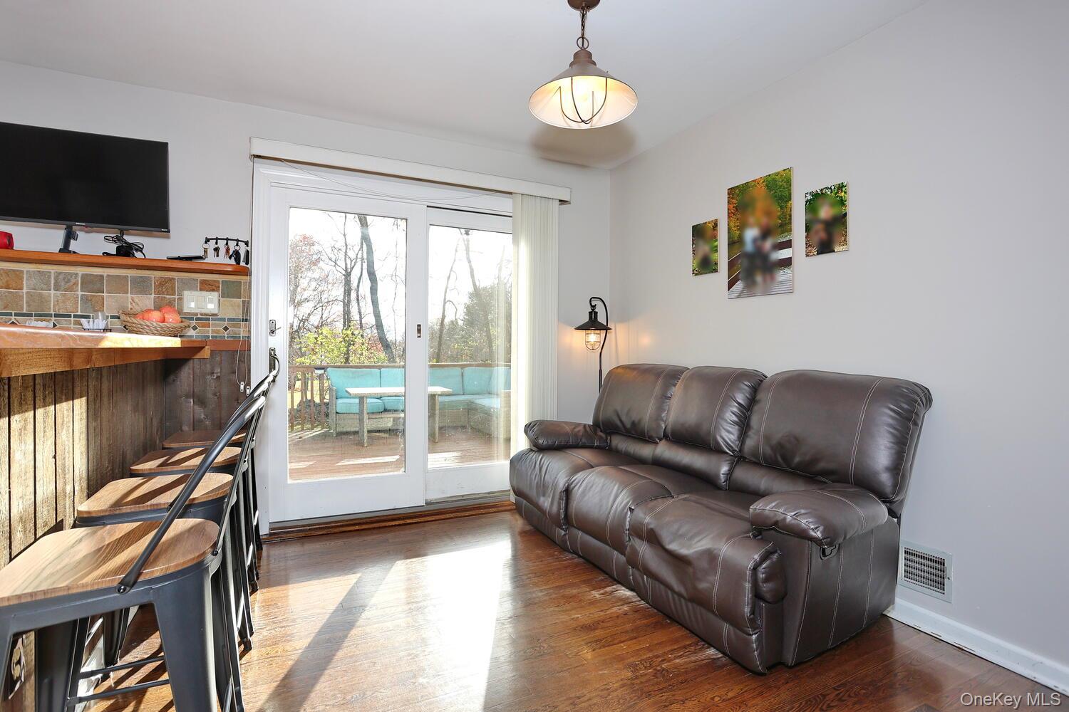 19 Augur Road – For Sale photo 7