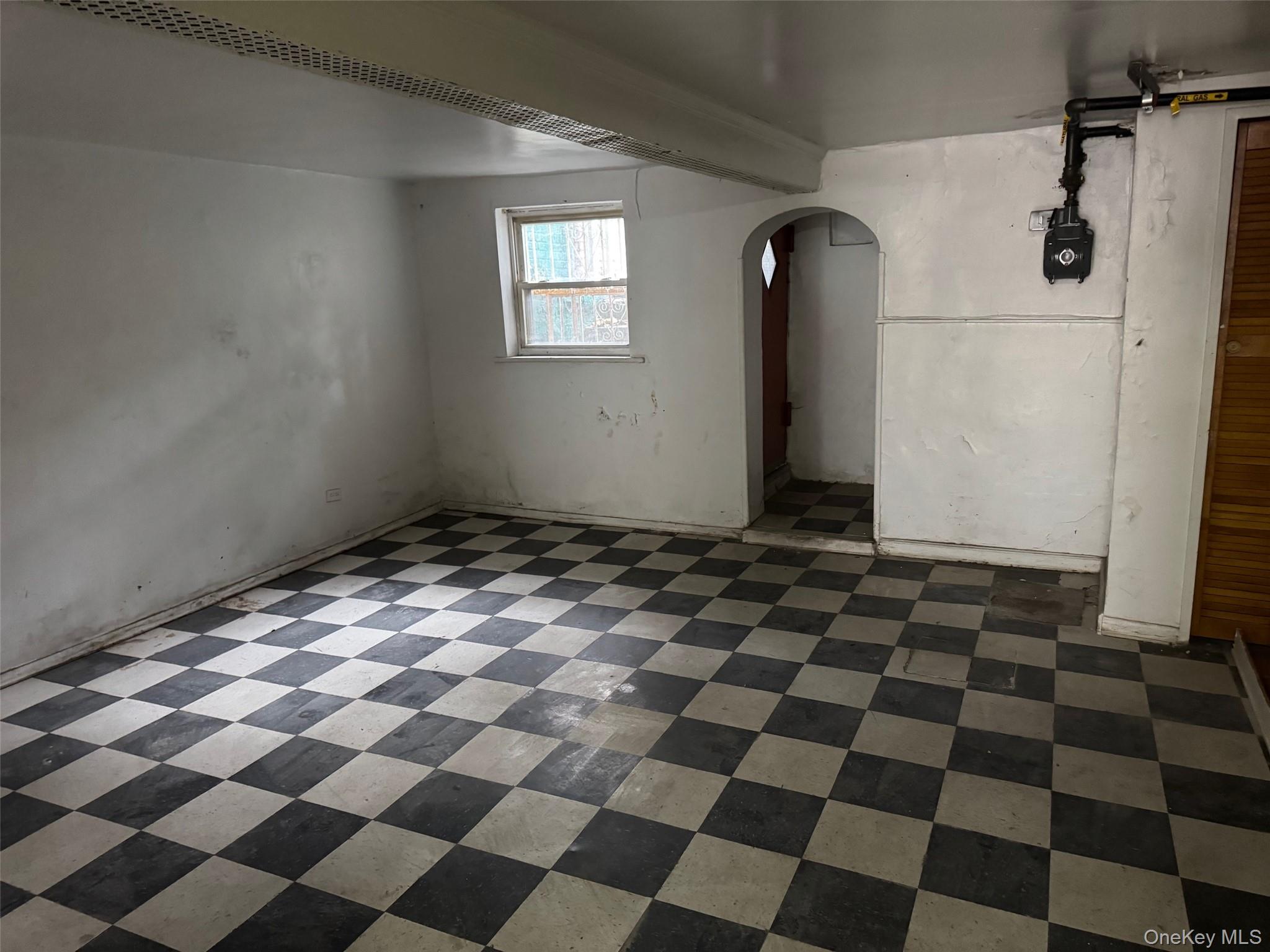 1183 Grenada Place – For Sale photo 5