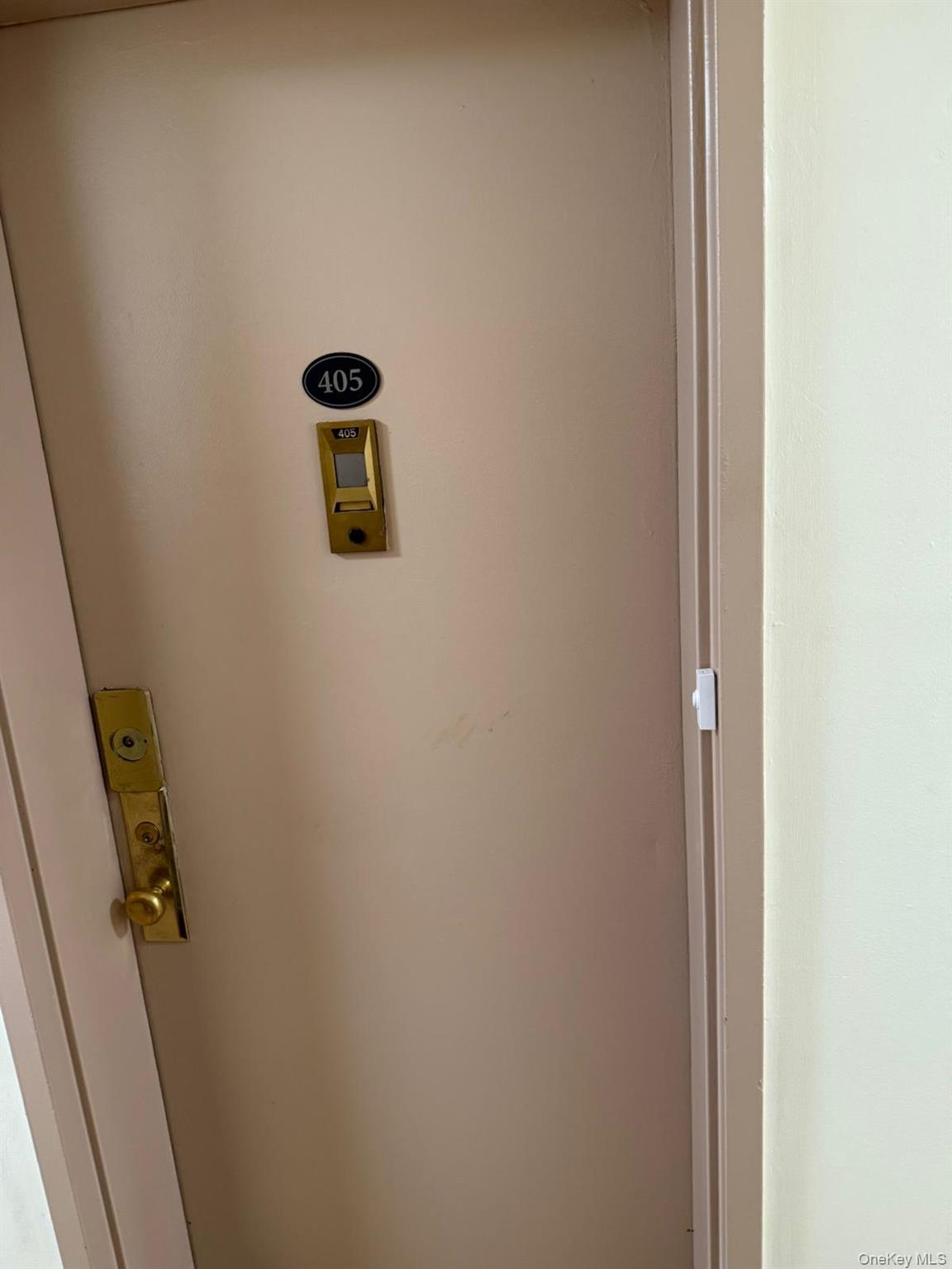 3520 Tryon Avenue, Unit 405 photo 8