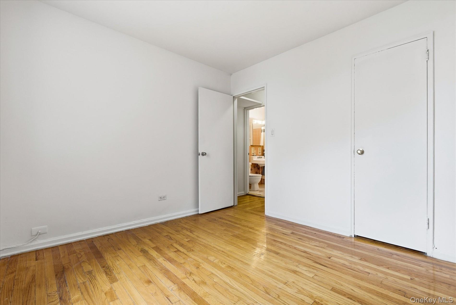 60-11 Broadway, Unit 4N photo 9