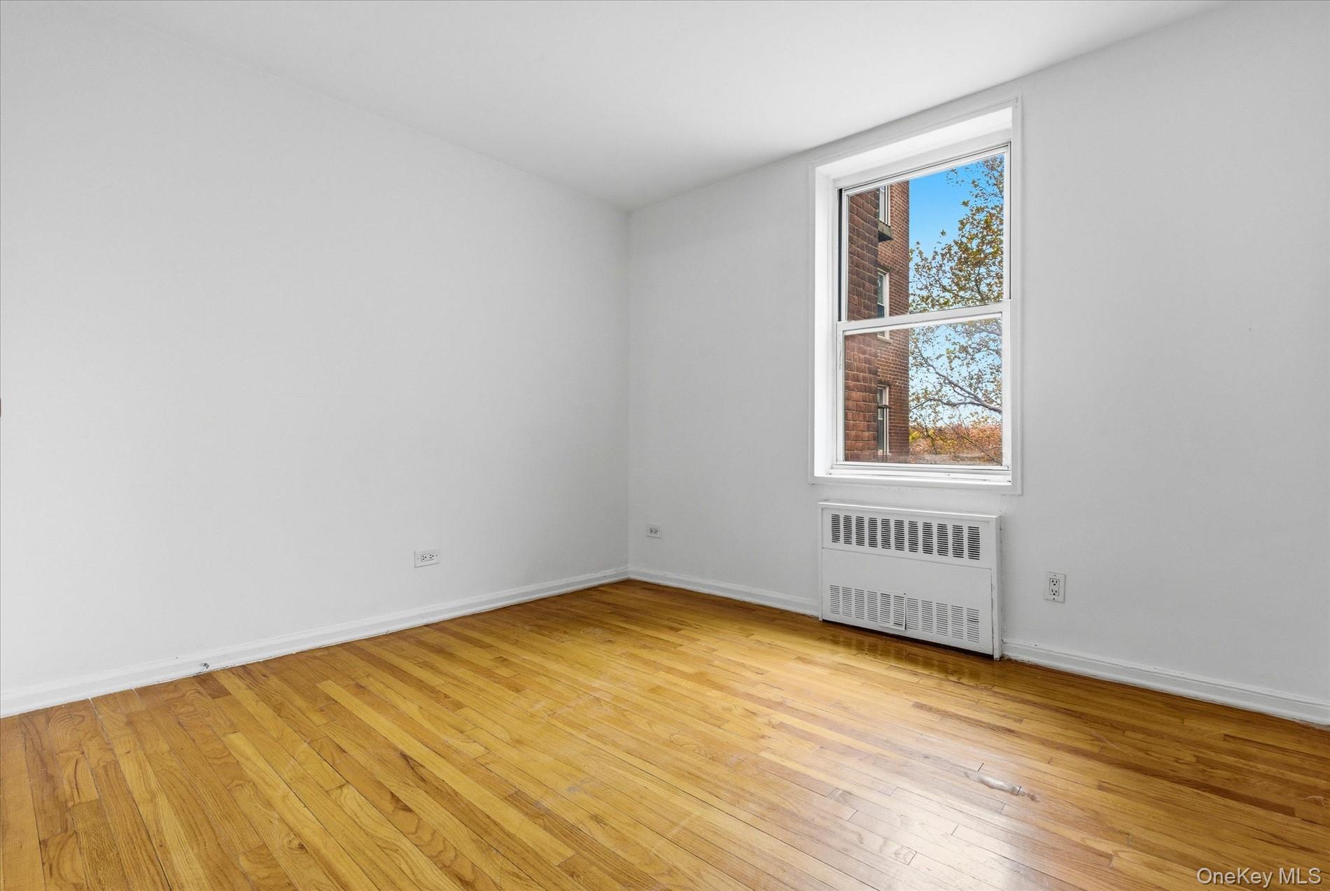 60-11 Broadway, Unit 4N photo 10