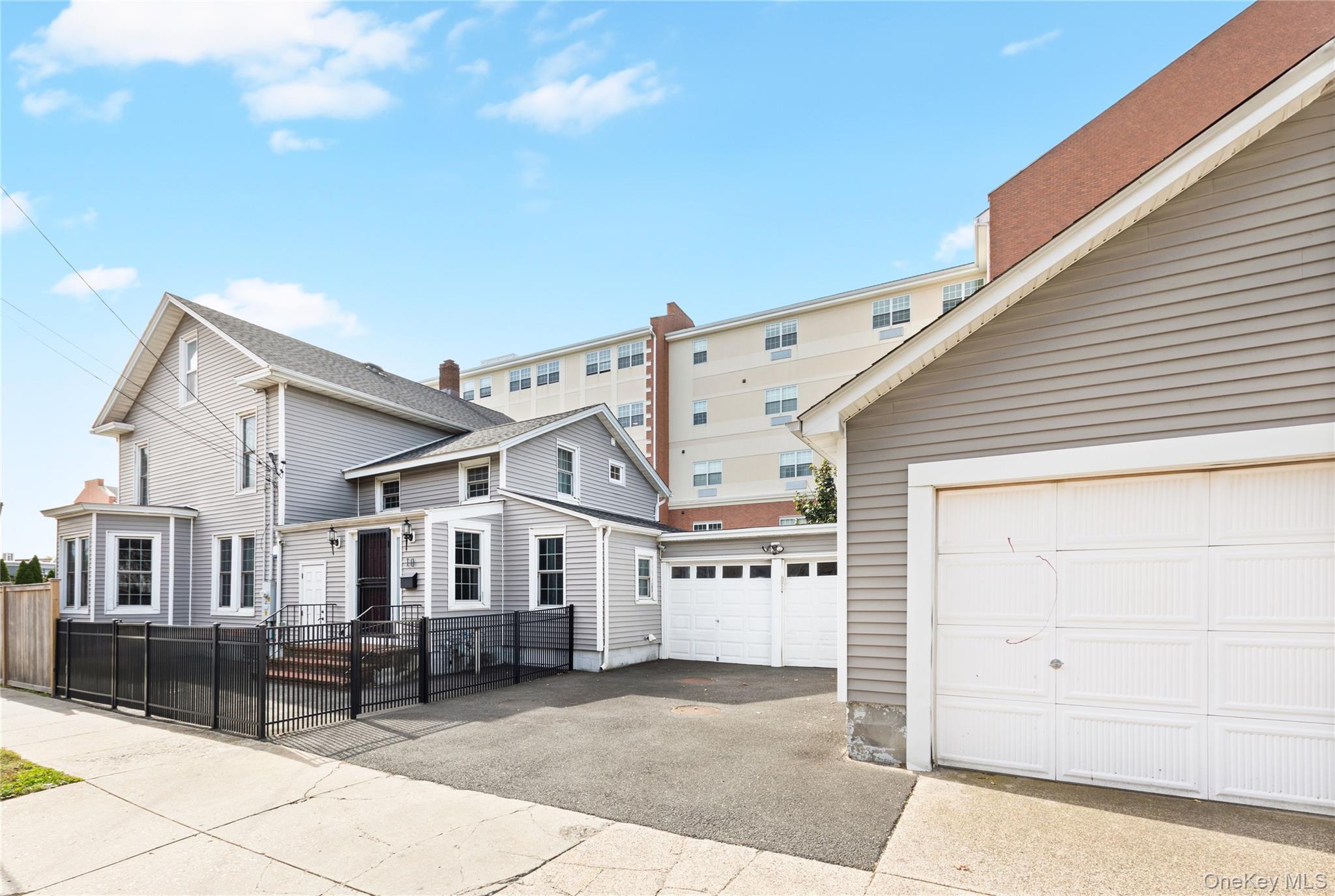 10 Maple Avenue – For Sale