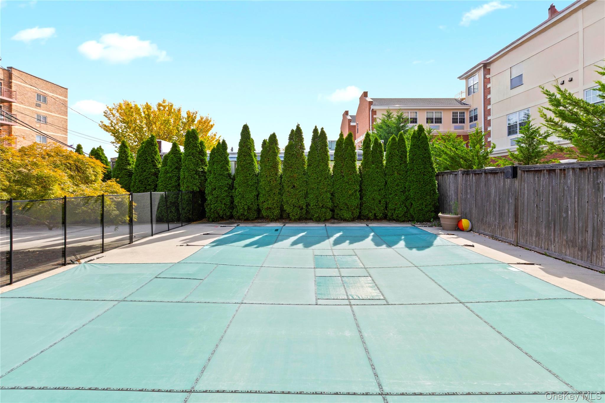 10 Maple Avenue – For Sale photo 22