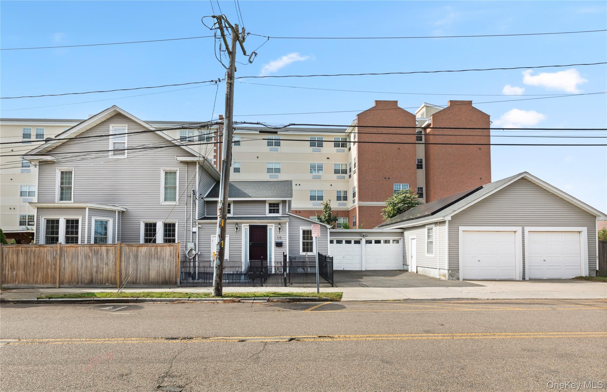 10 Maple Avenue – For Sale photo 3