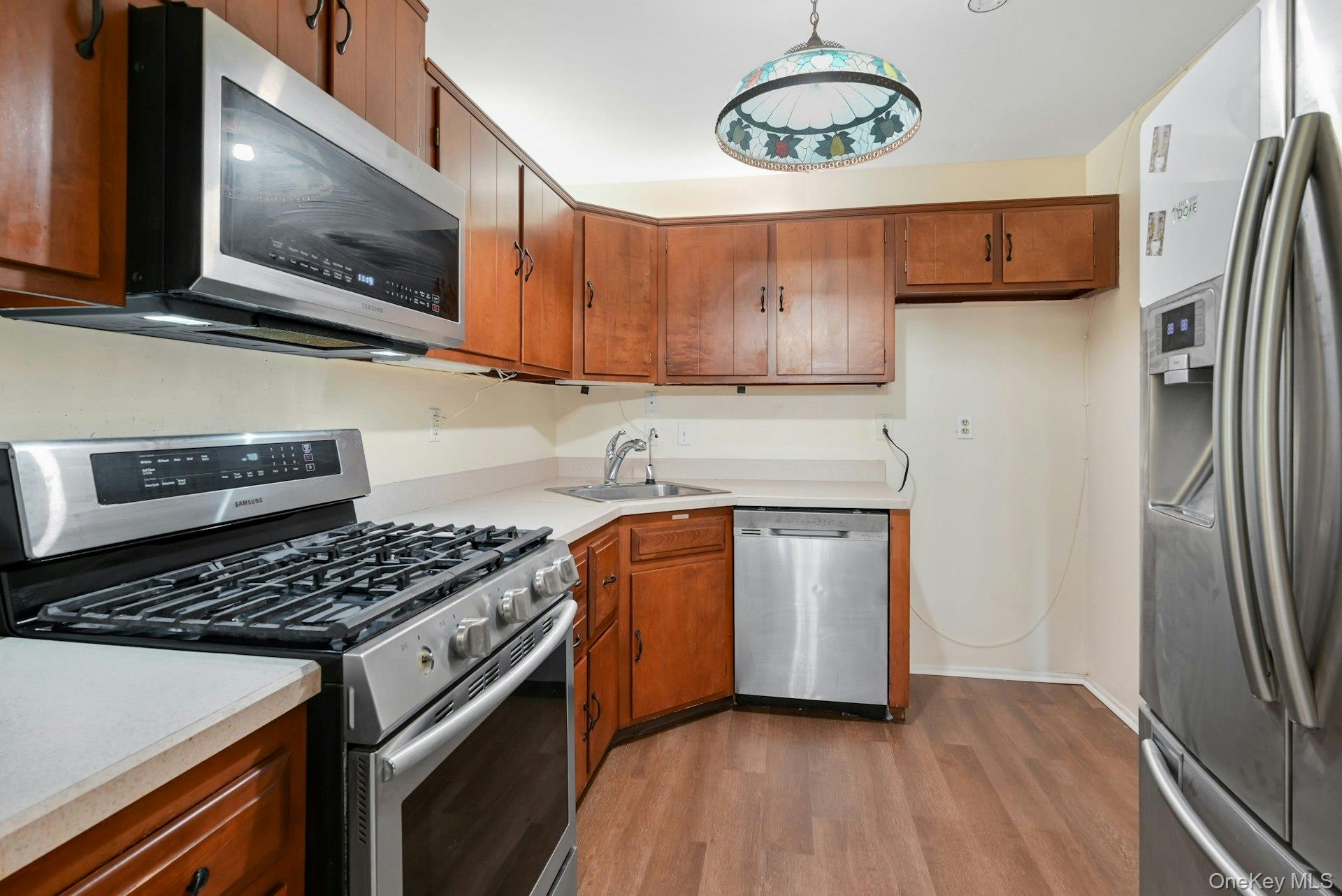66 Parkside Drive, Unit 66 photo 6