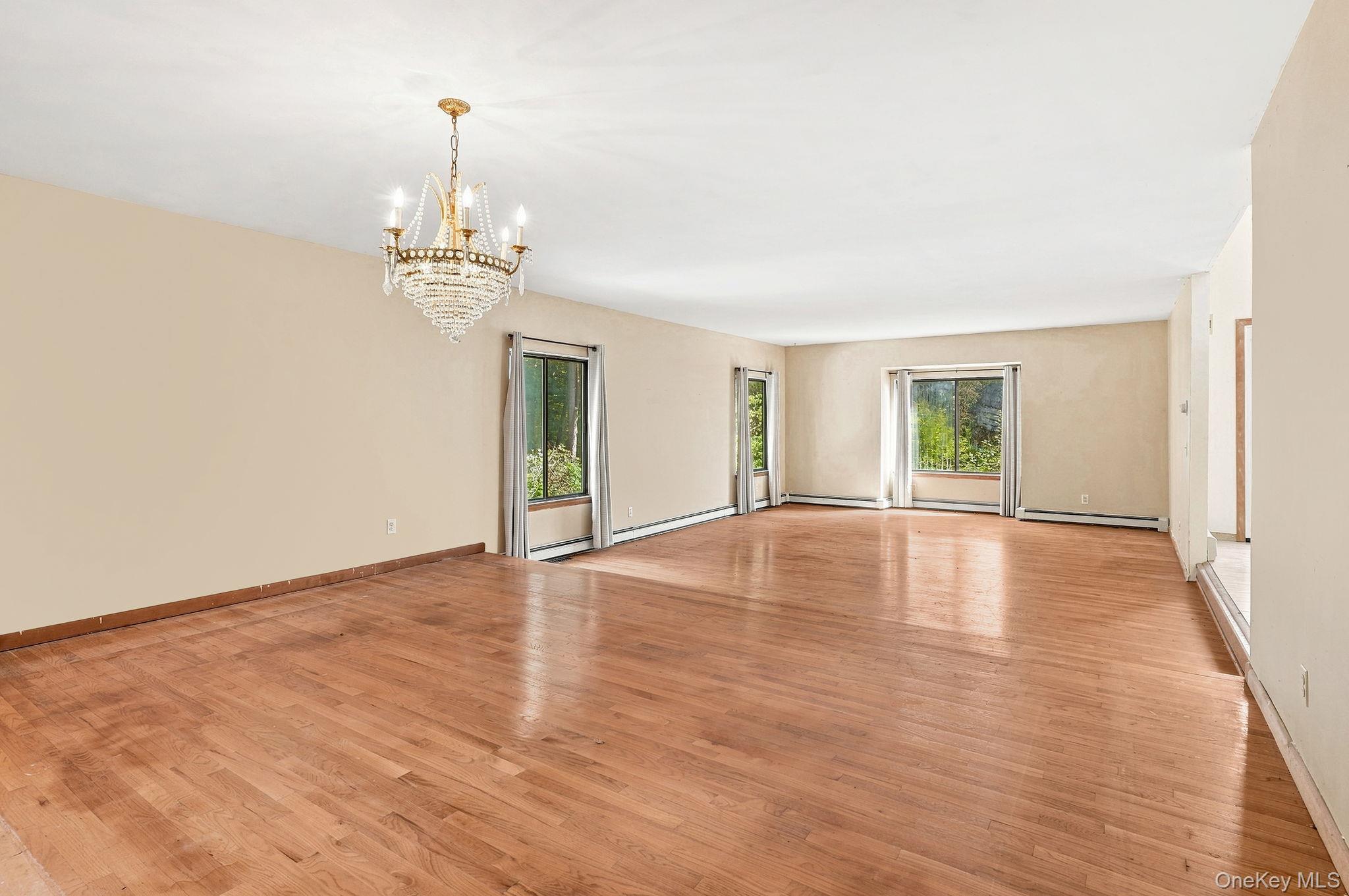 8 Cobbling Rock Drive – For Sale photo 7