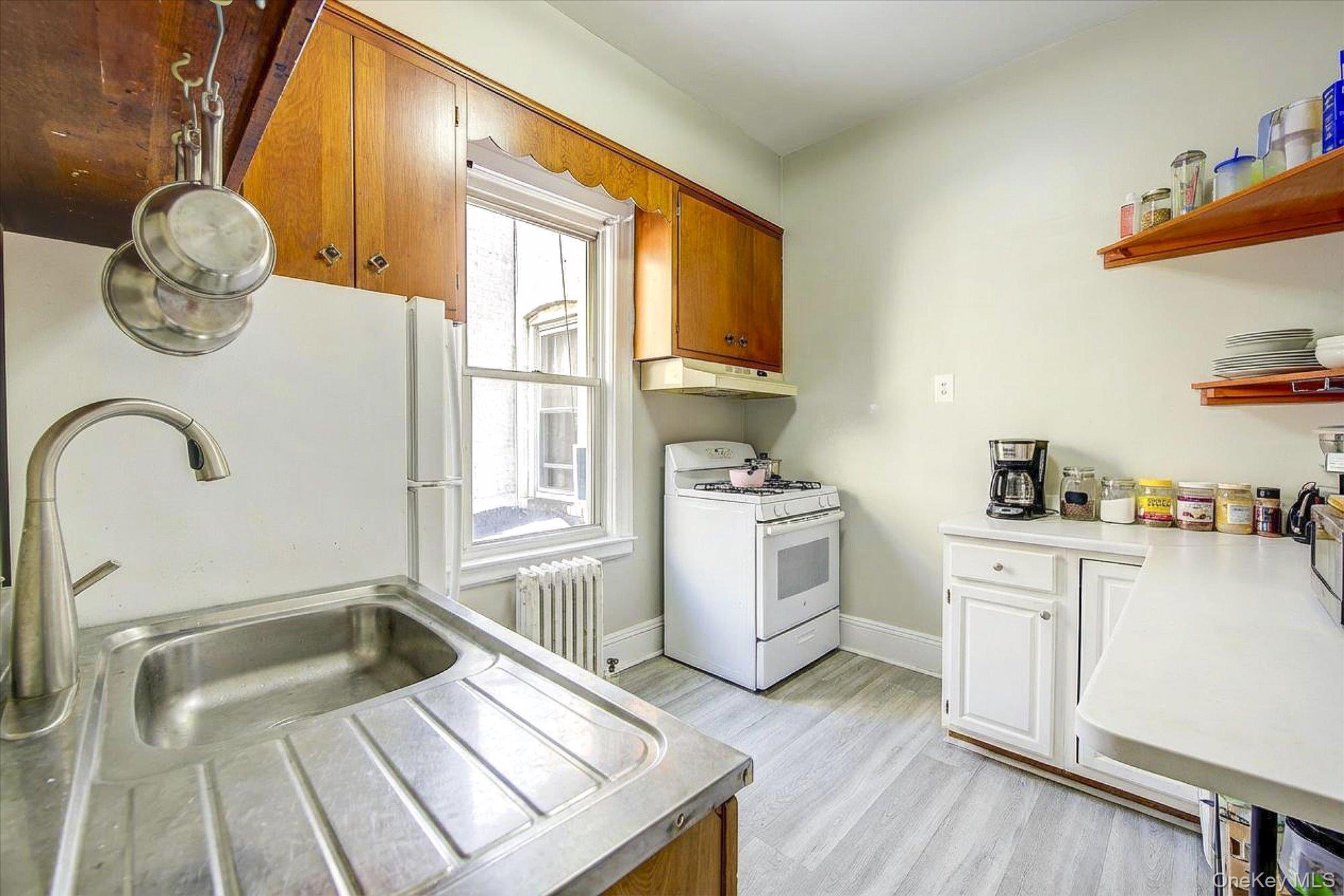 32-33/35/37/39 Steinway Street – For Sale photo 19