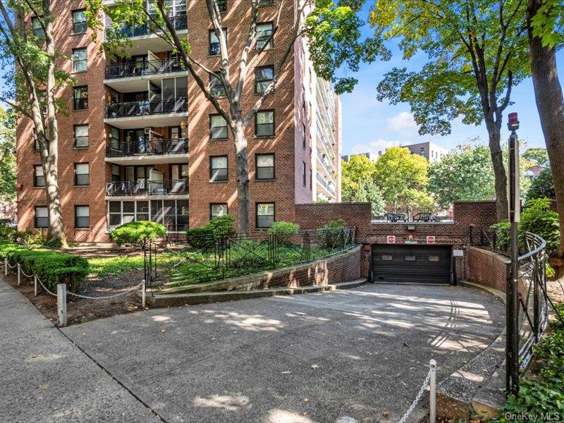 35-11 85th Street, Unit 1C photo 2