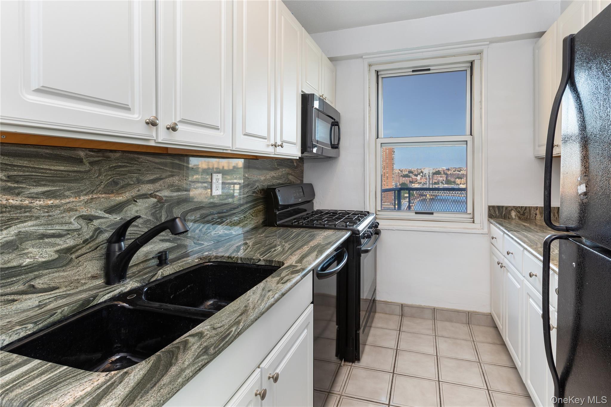 2400 Johnson Avenue, Unit 11K photo 10