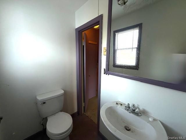 12 River Road – For Sale photo 15