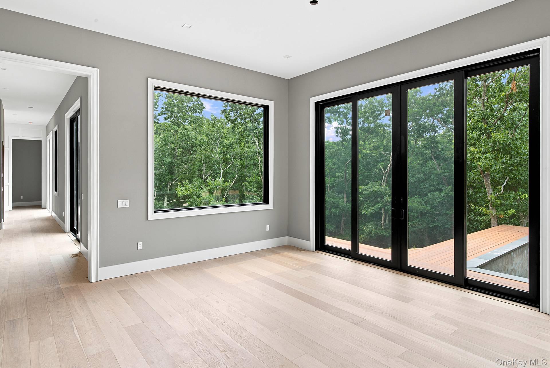 207 Middle Line Highway – For Sale photo 4