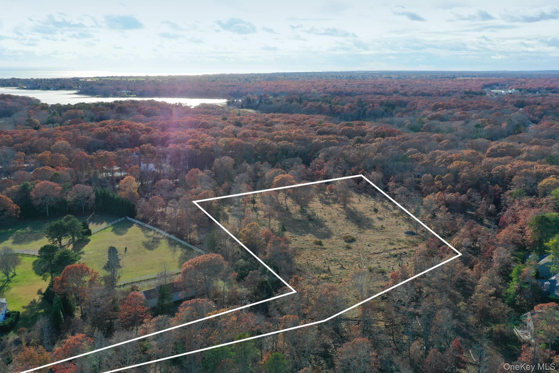 Green Hollow Road – For Sale photo 2