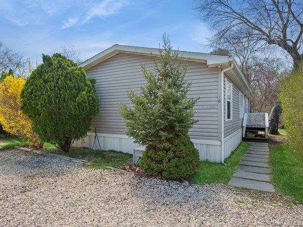 337 Three Mile Harbo, Unit 10