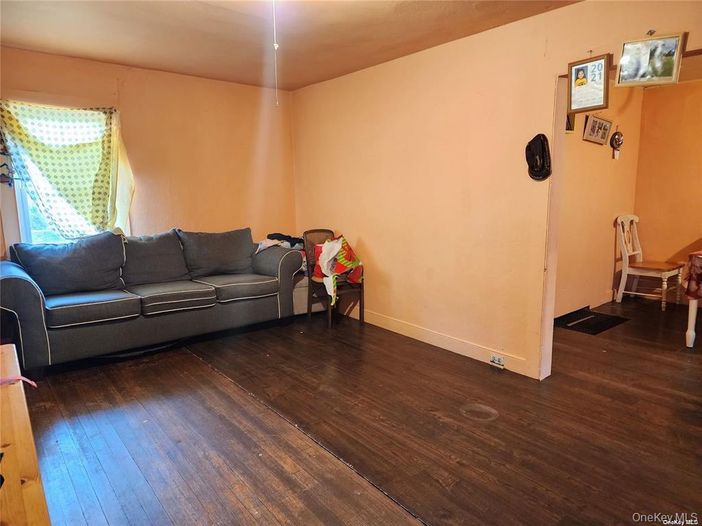 418-420 Lincoln Street – For Sale photo 2