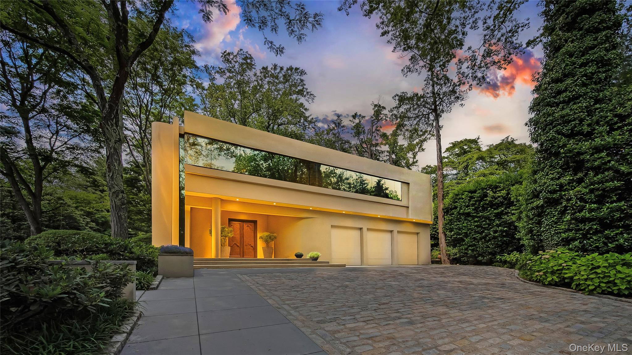 7 Folie Court – For Sale