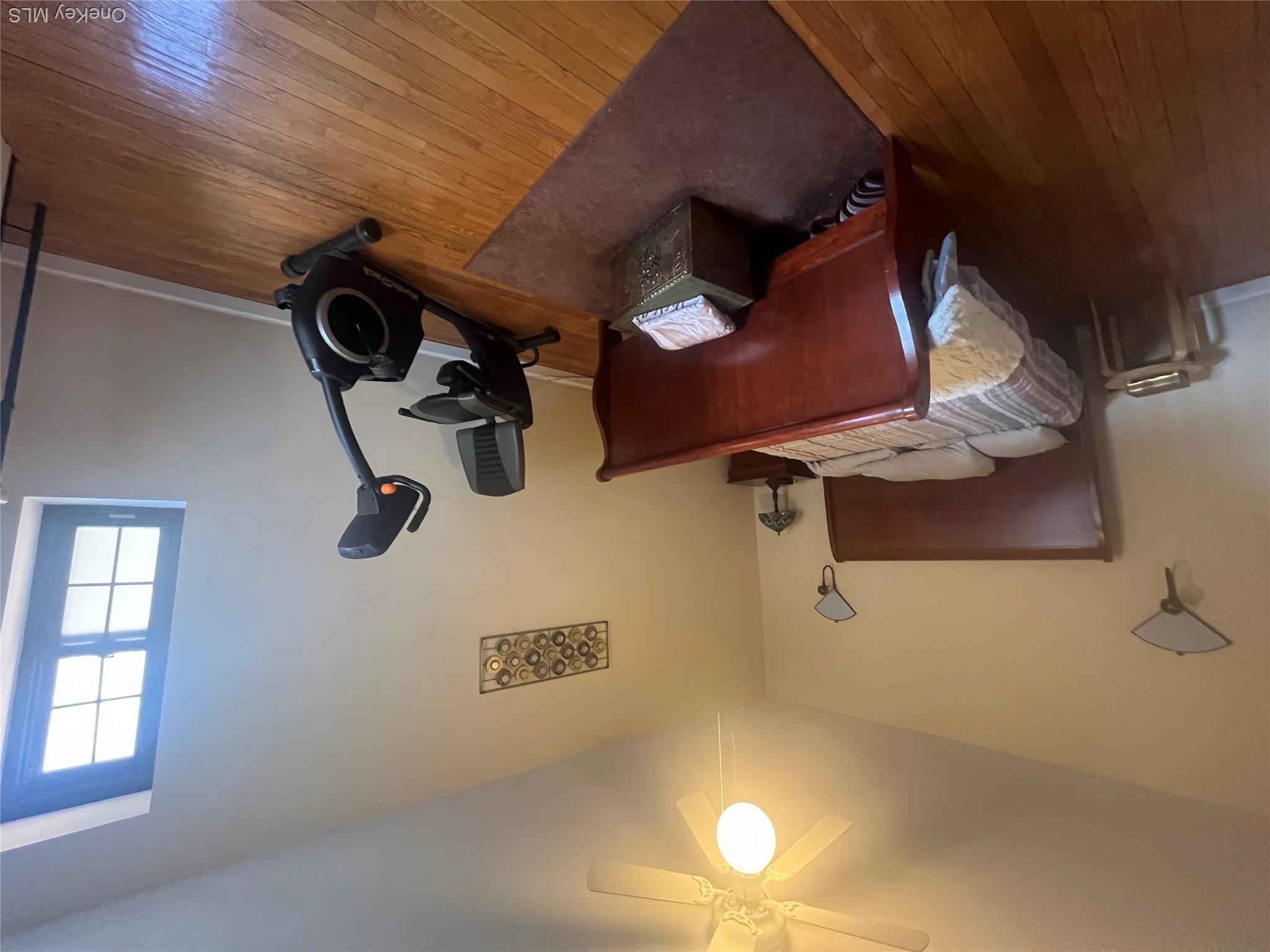1273 North Avenue, Unit 1G. Entry photo 17