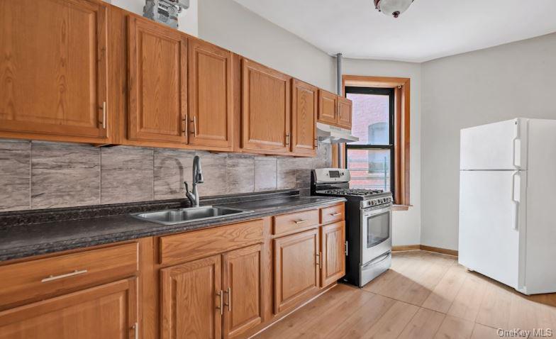 828 Gerard Avenue, Unit 2E photo 7