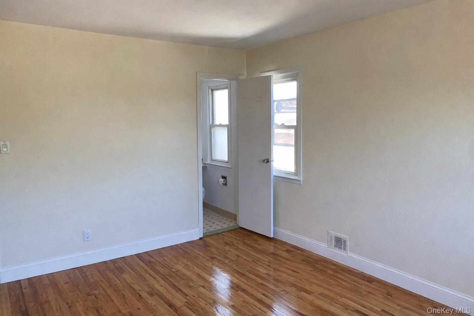 23-10 Waters Edge Drive – For Sale photo 31