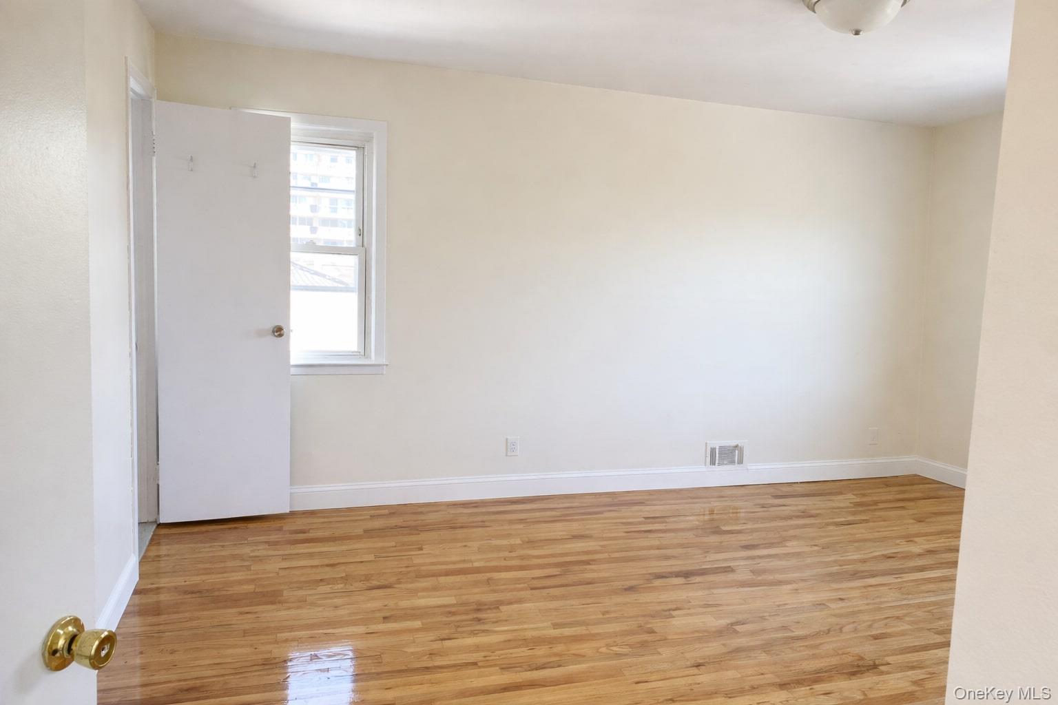 23-10 Waters Edge Drive – For Sale photo 25