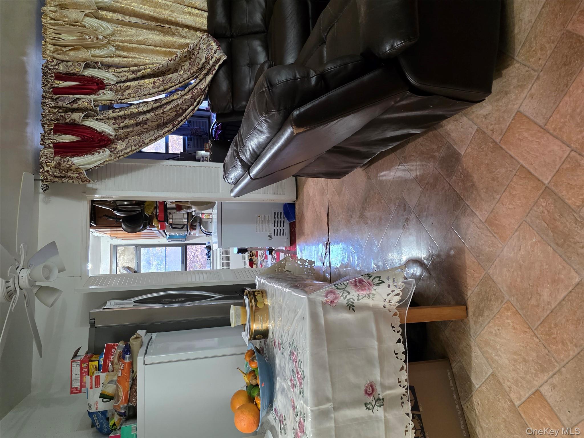 2661 Marion Avenue, Unit 1H photo 7