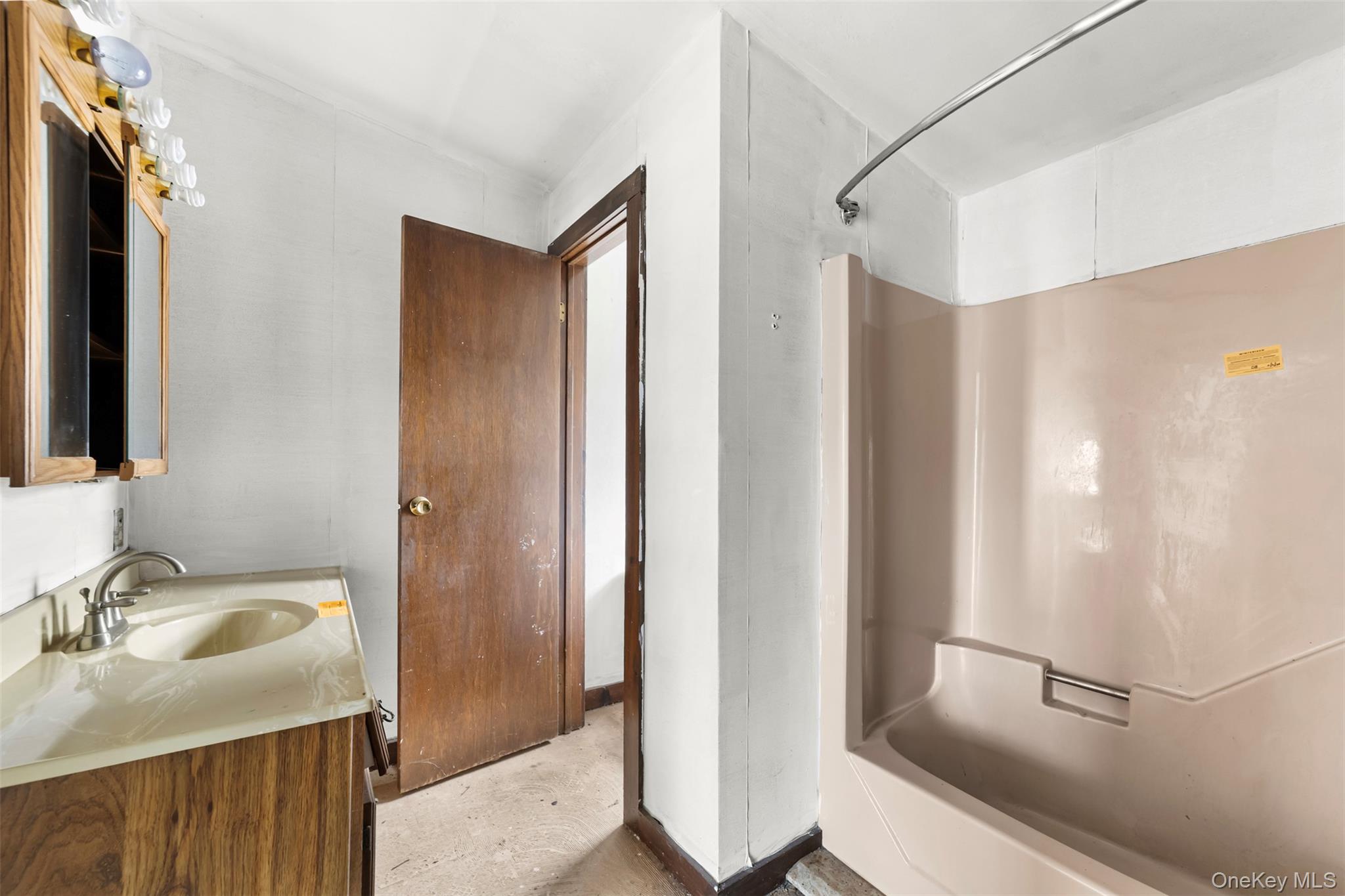 6 Laurel Drive – For Sale photo 11