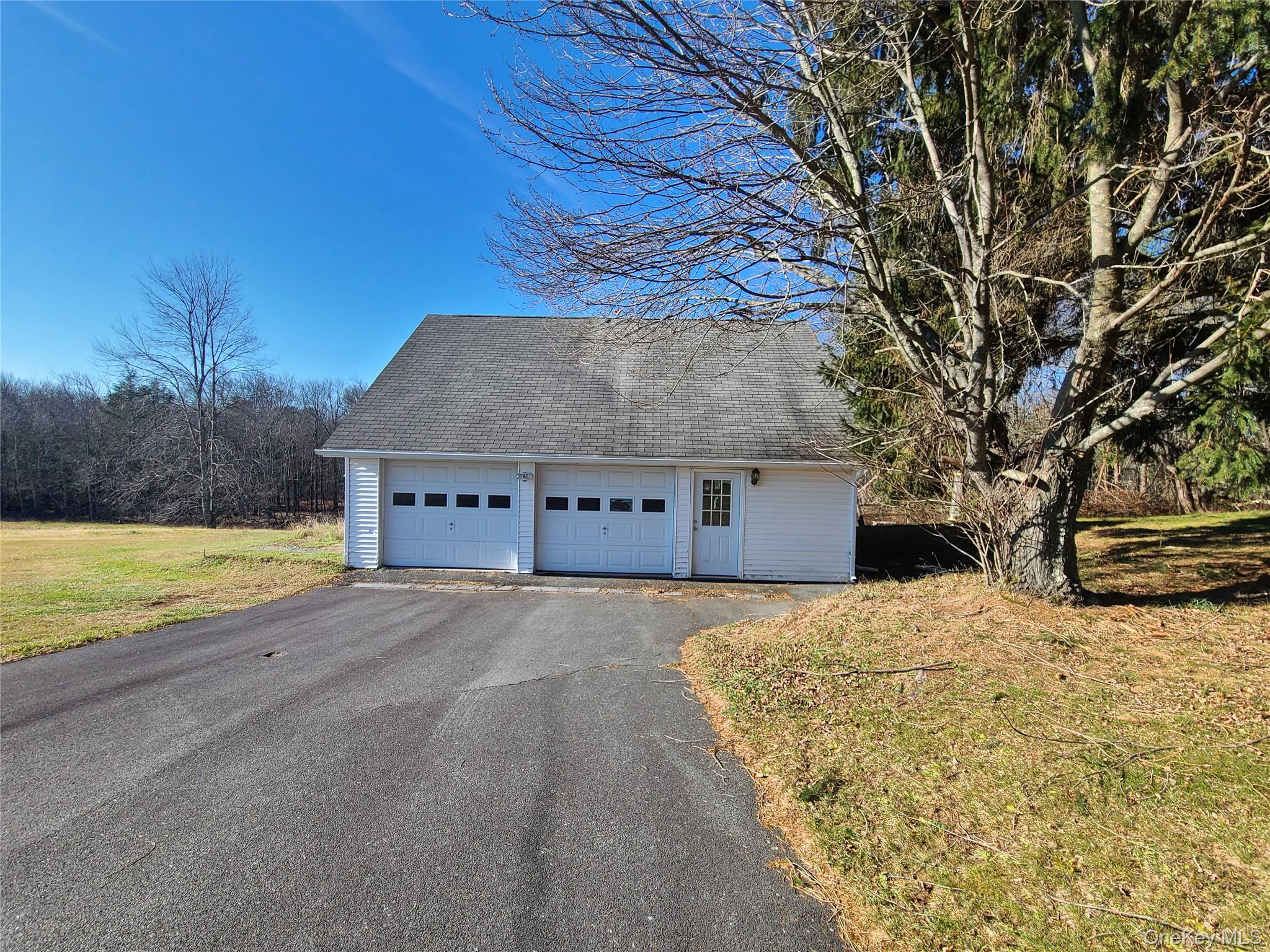 237 Best Road – For Sale photo 14