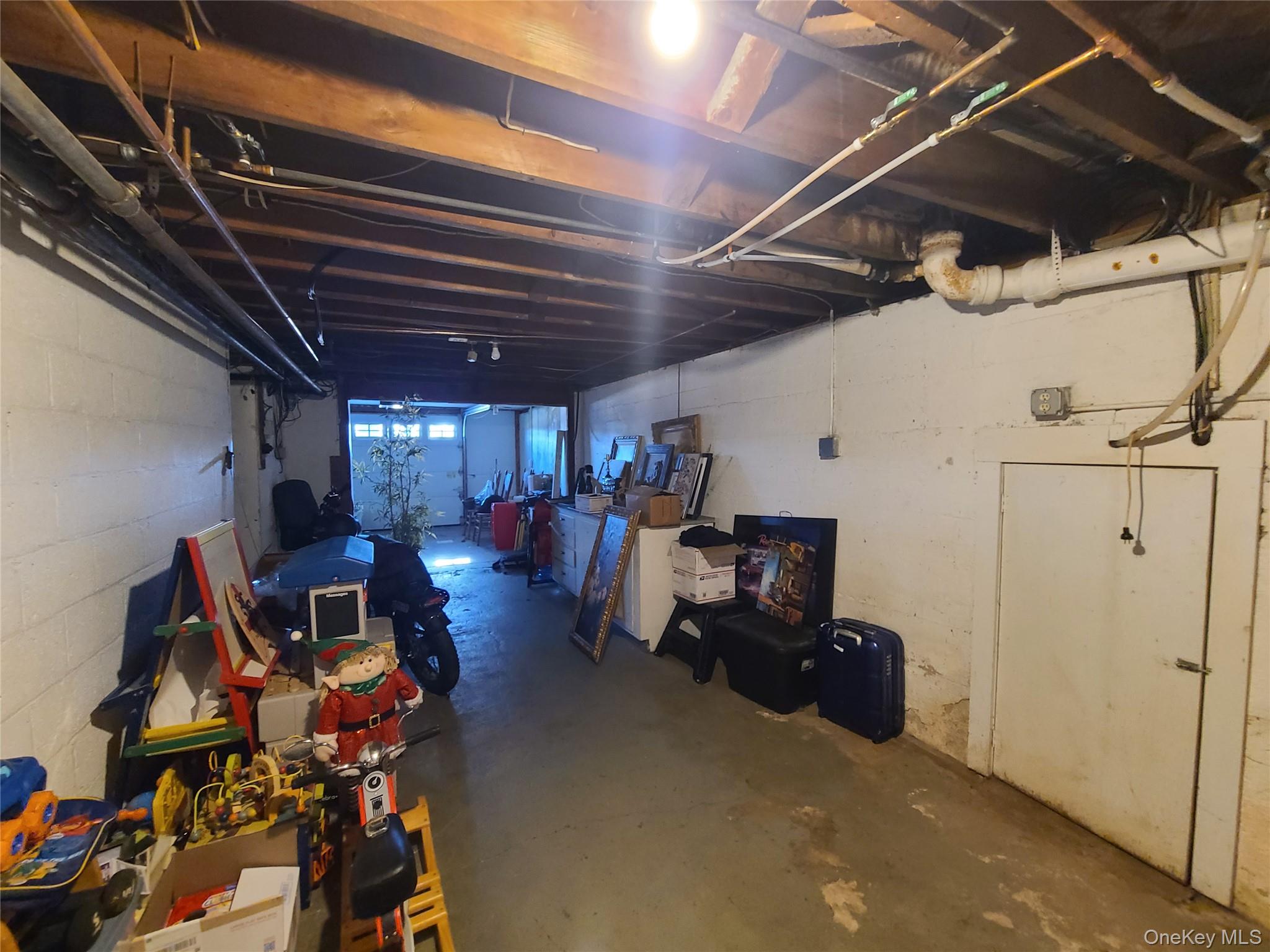 237 Best Road – For Sale photo 36