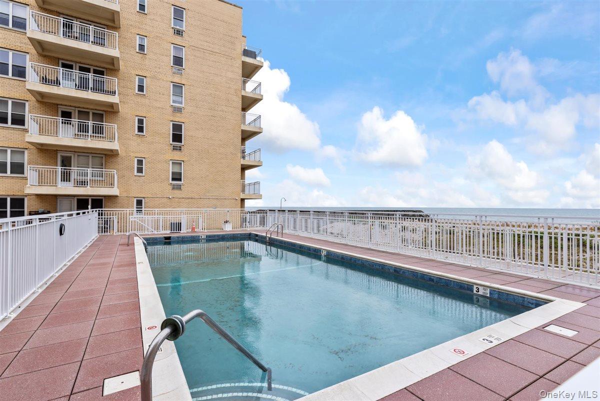700 Shore Road, Unit 7Y
