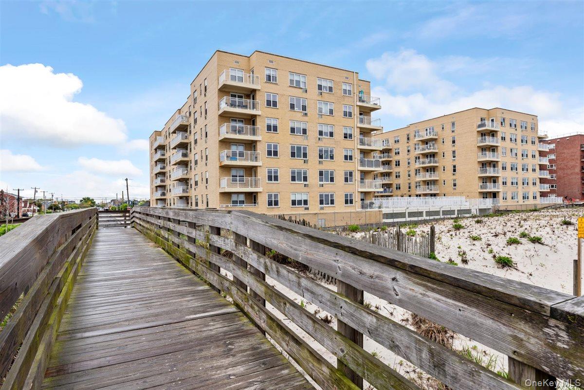 700 Shore Road, Unit 7Y photo 30
