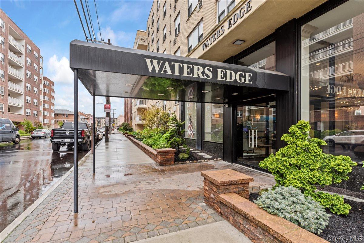 700 Shore Road, Unit 7Y photo 23