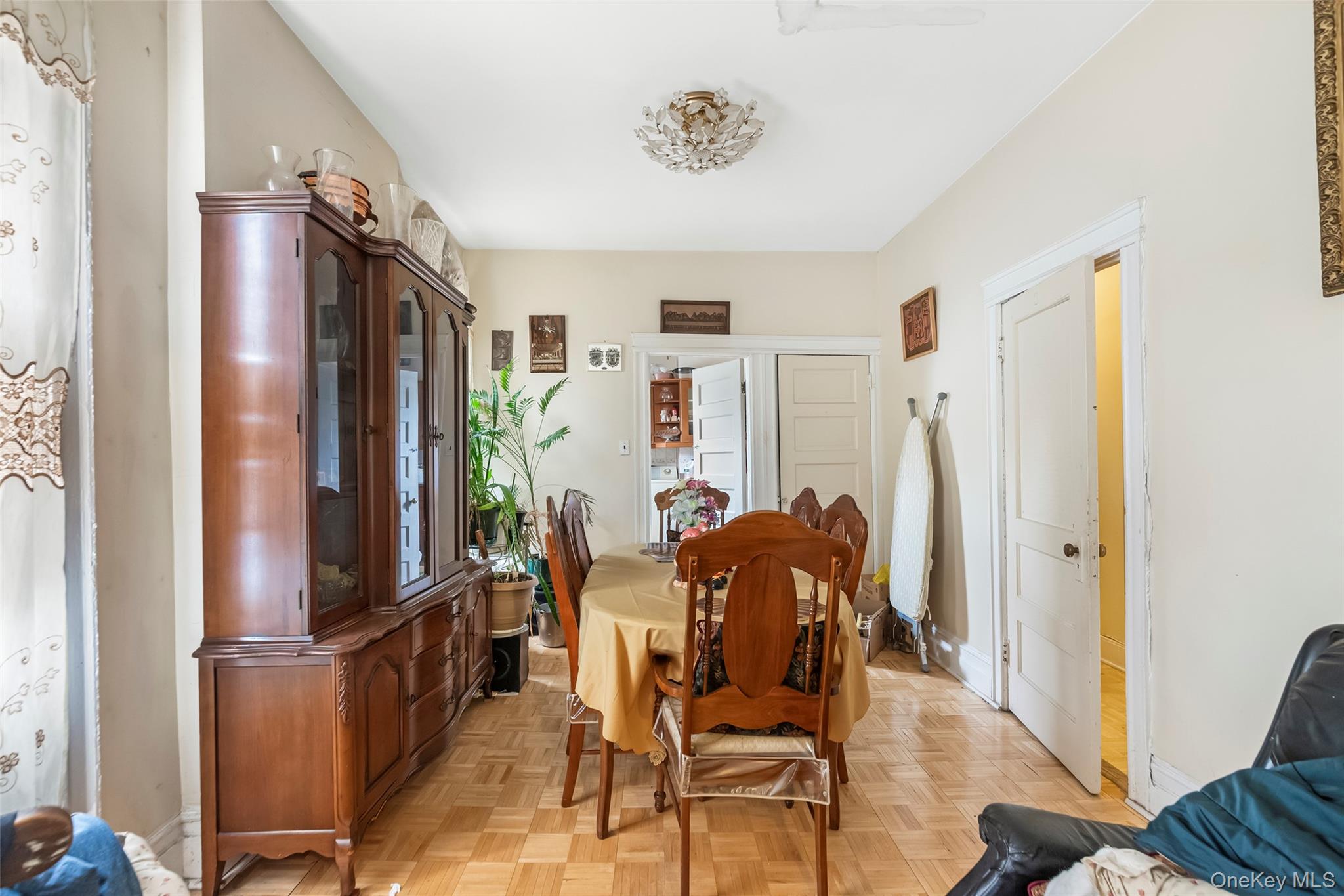 1284 Sterling Place – For Sale photo 7