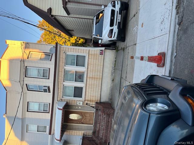6659 74th Street – For Sale