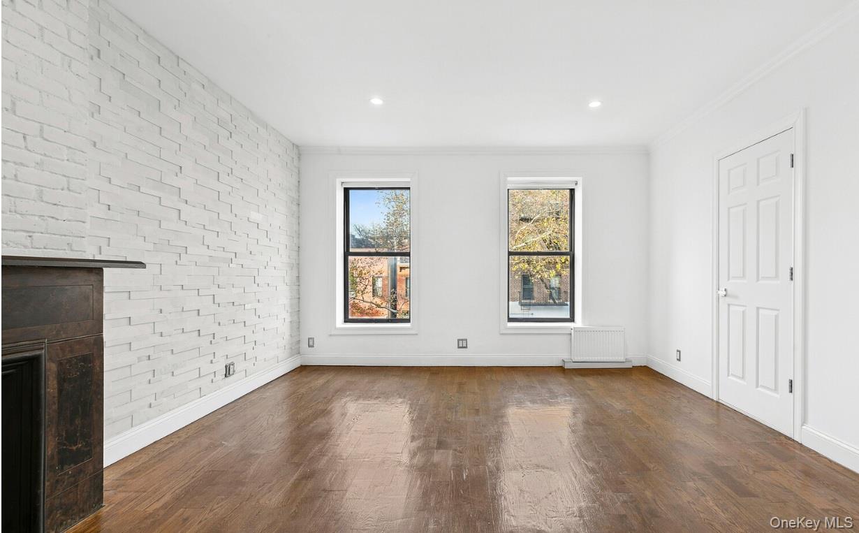 308 CLIFTON Place – For Sale photo 16