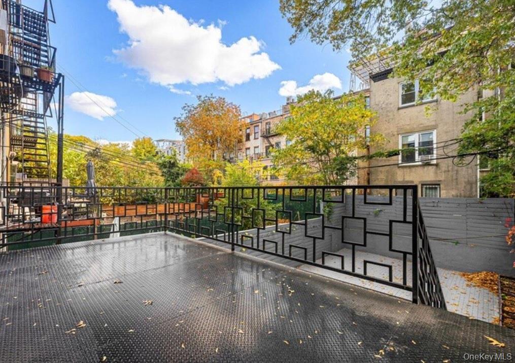 308 CLIFTON Place – For Sale photo 9