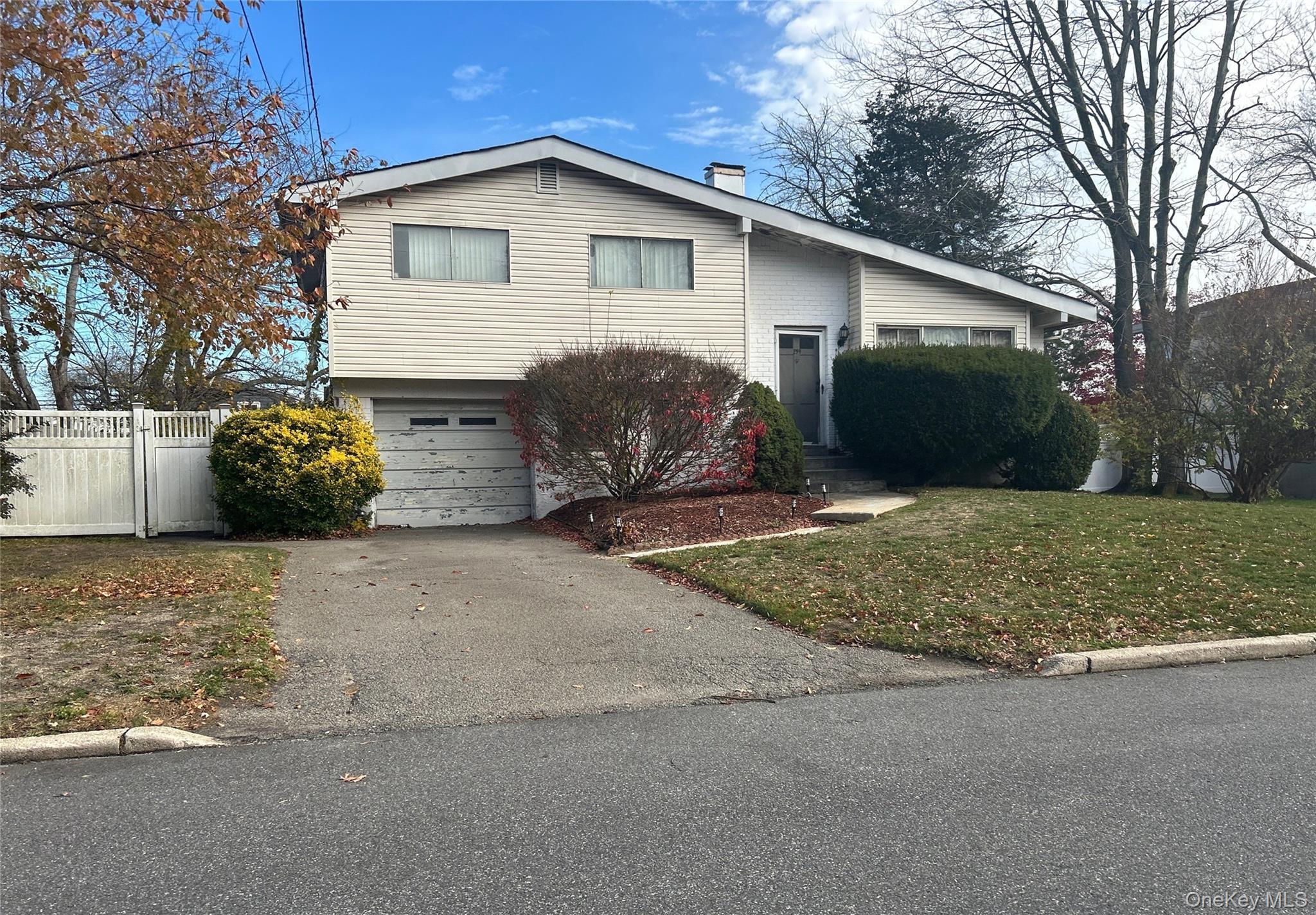 259 W 24th Street – For Sale photo 2