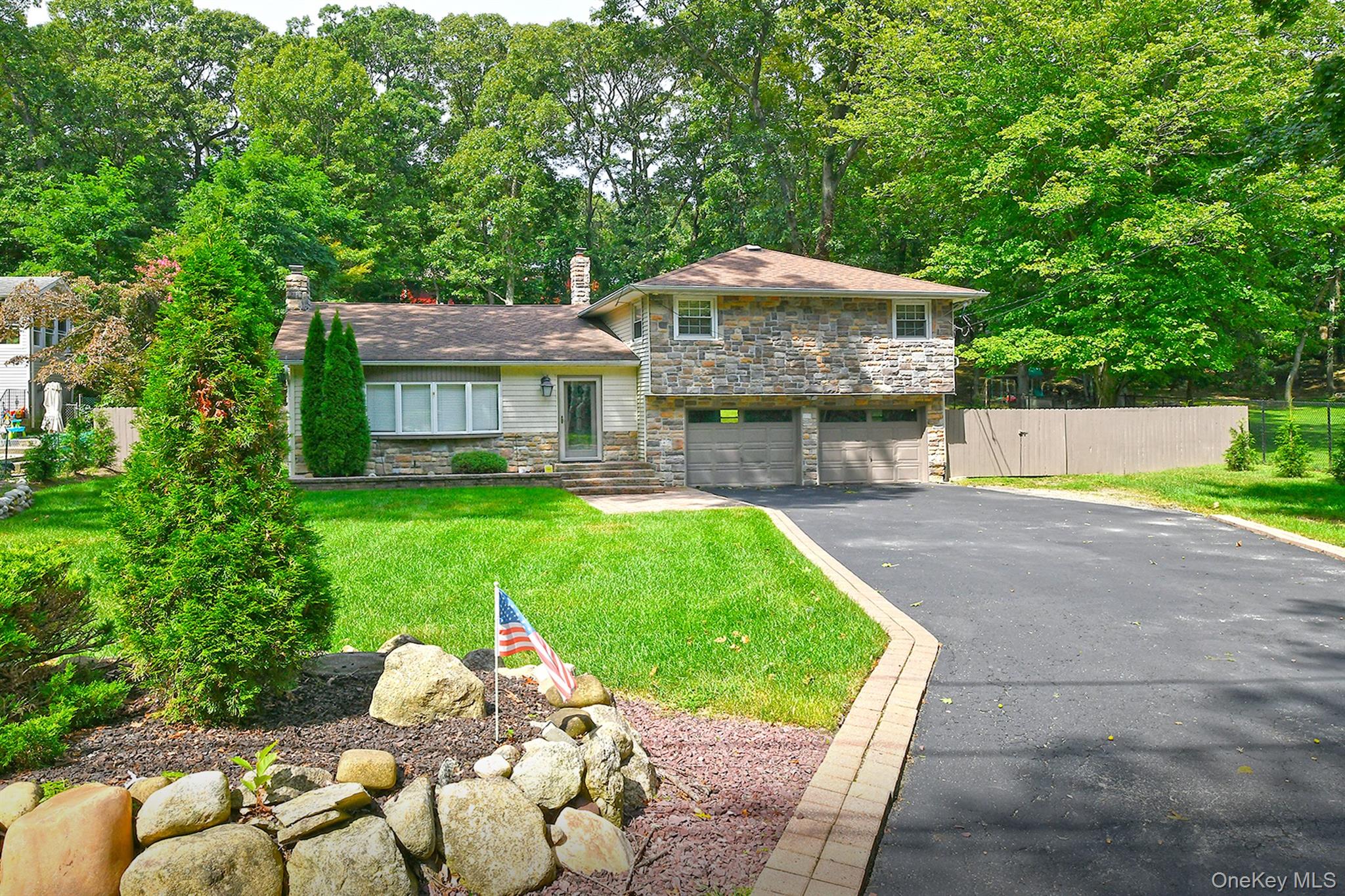 150 Hallock Landing Road – For Sale photo 2