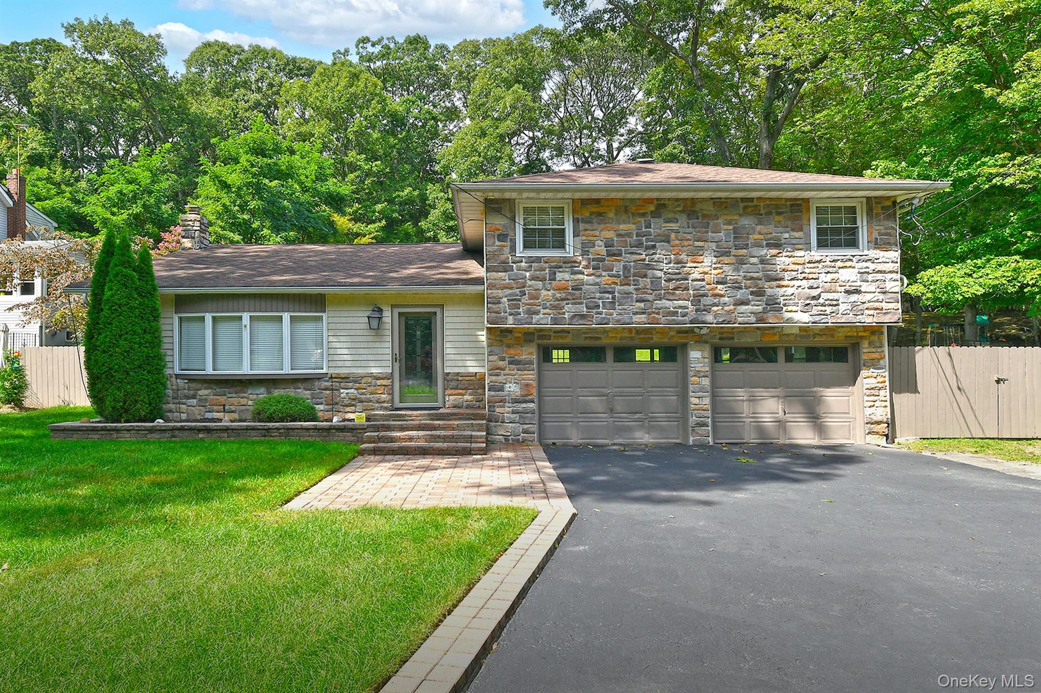 150 Hallock Landing Road – For Sale
