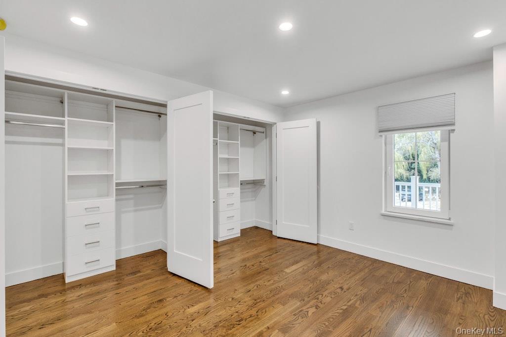 1431 Old Northern Boulevard, Unit 3 photo 14